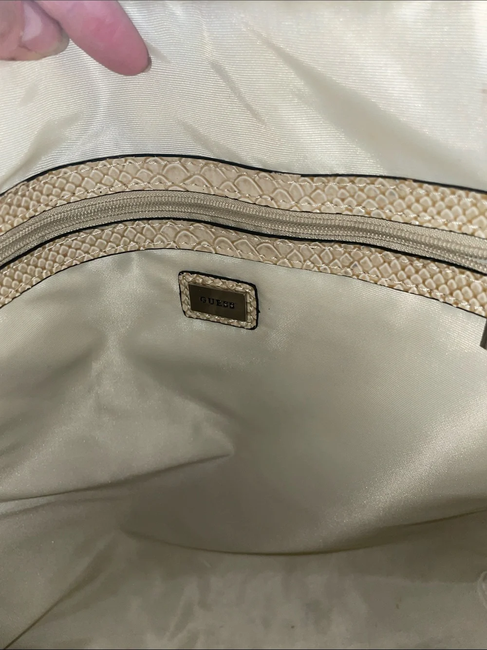 NEW GUESS Black and Cream Faux-Snakeskin Tote Bag with Decorative Buckle